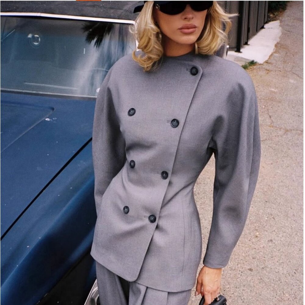 Helsa The Curvilinear Blazer